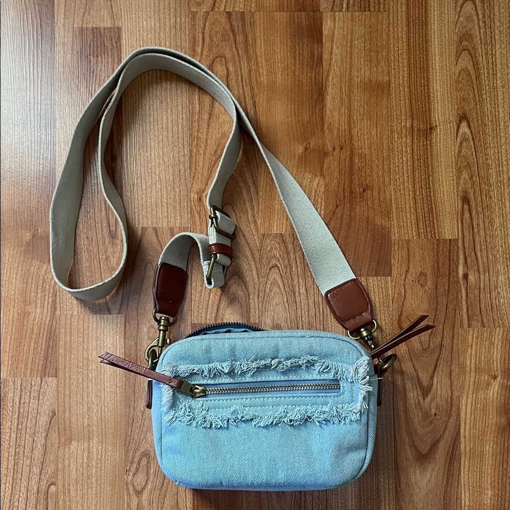 Universal Thread | Stylish | Denim Crossbody Bag | - image 1